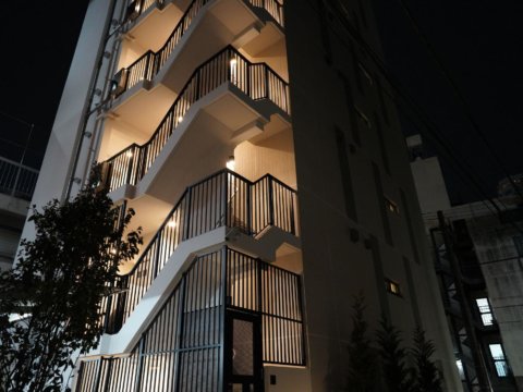05_階段室夜景