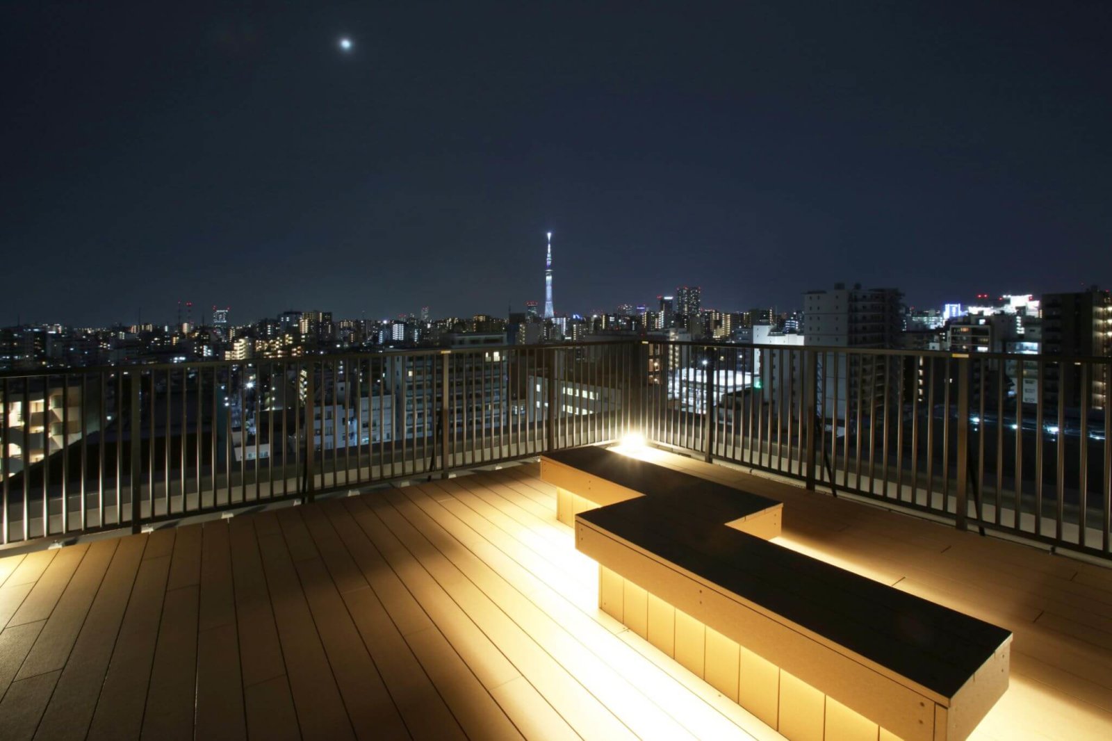 25.屋上テラス夜景