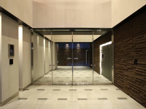 7.エントランスホール3